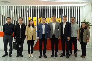 南沙區委常委、組織部部長張家炳率隊蒞臨歡創集團參觀考察