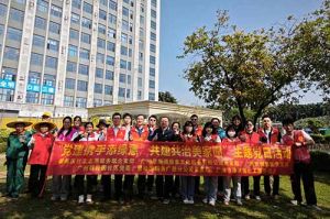 為綠美充“植” 為黨旗添彩 | 歡創集團黨支部聯合多支部開展
